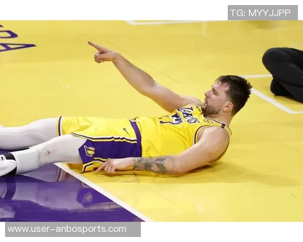 东契奇2025年球衣销量超越詹姆斯库里创历史新高引发热议